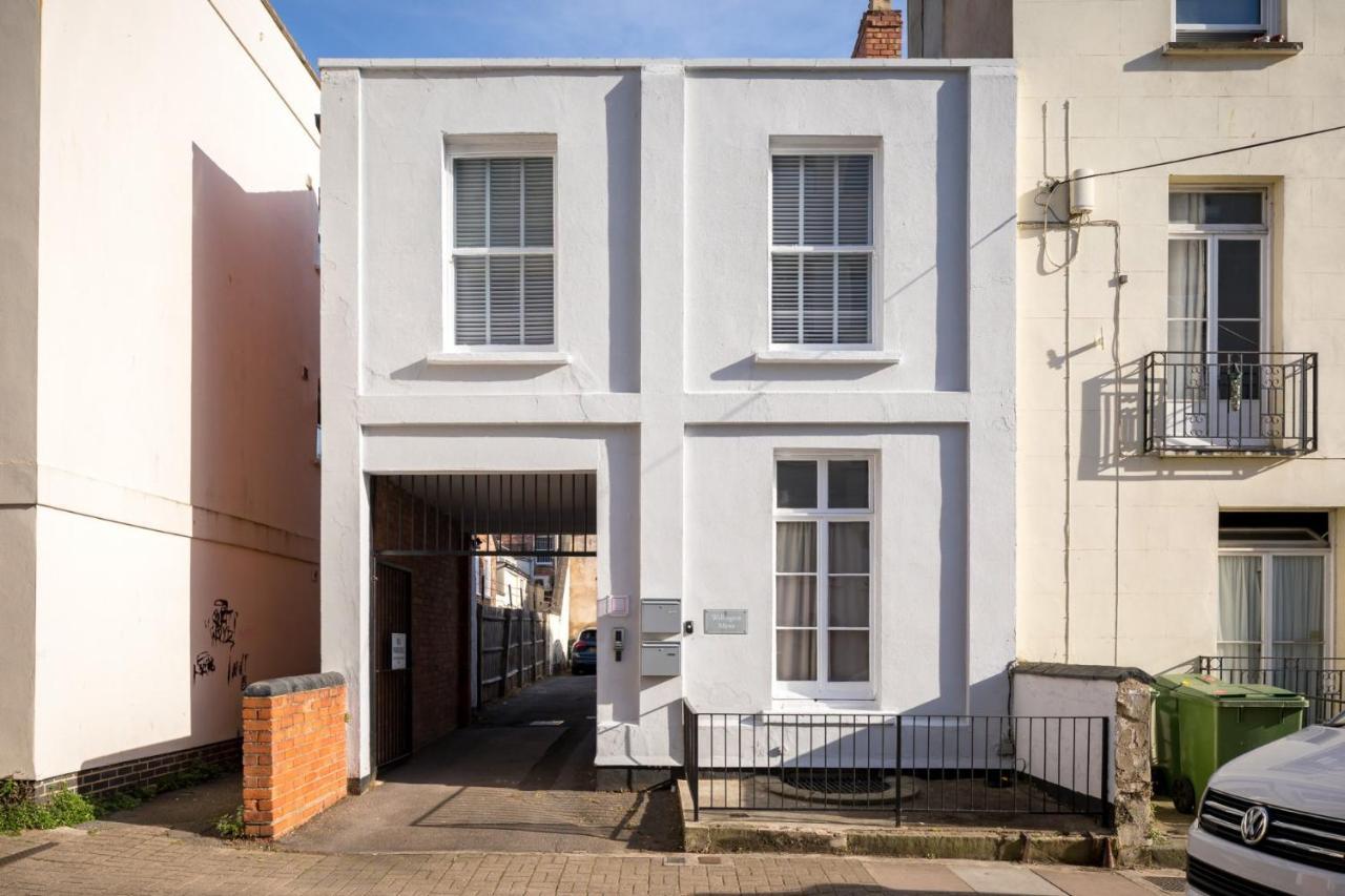 Wellington Mews - Centre Of Town With Parking * Cheltenham